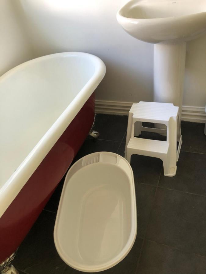 Renwick In The City Nelson, 10Min Walk To City Centre, Full Kitchen, Fast Fibre Wifi, Drive 13Min To Airport, 5Min To Hospital, Quiet Street, Dog Friendly Zewnętrze zdjęcie