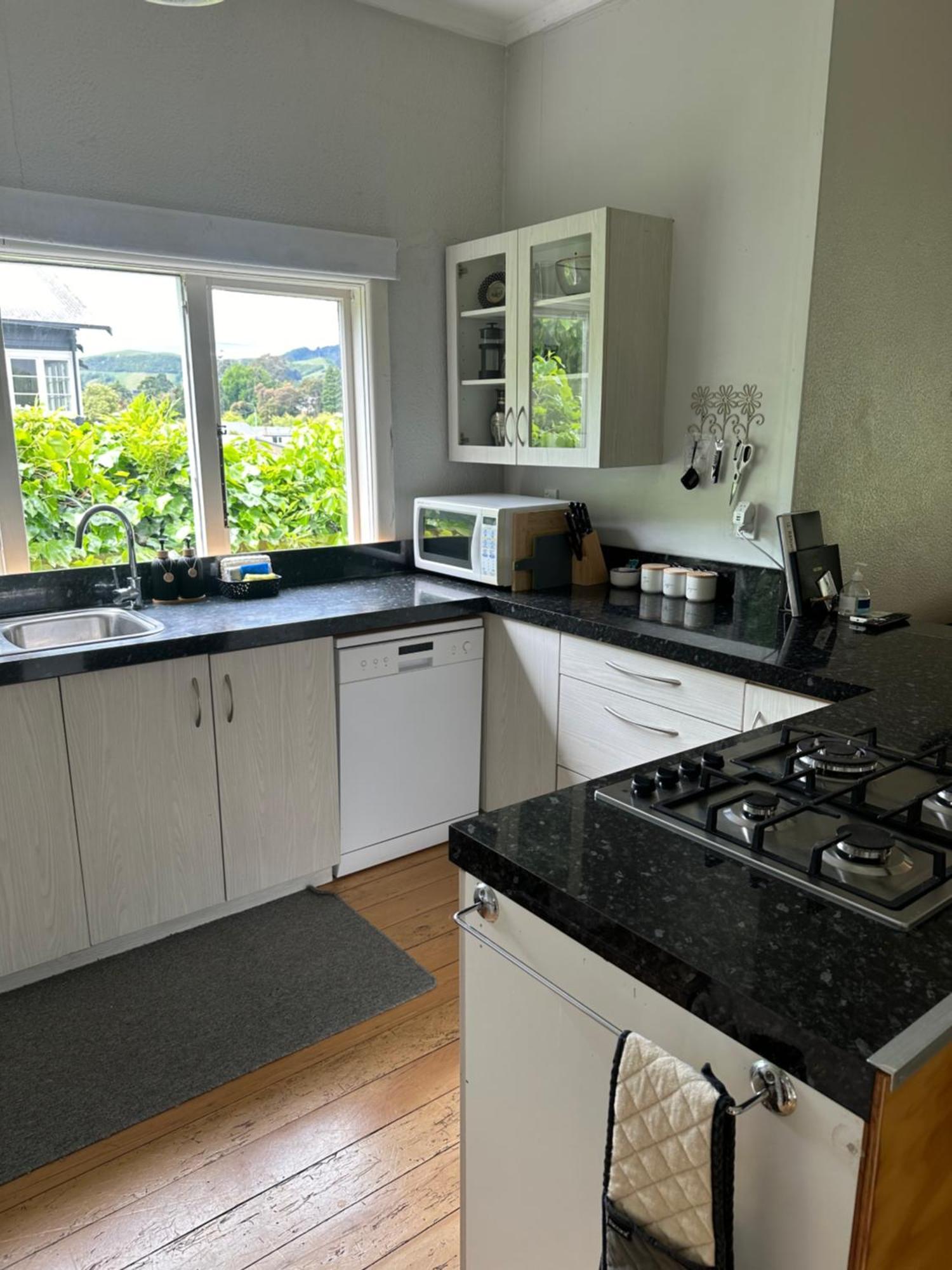 Renwick In The City Nelson, 10Min Walk To City Centre, Full Kitchen, Fast Fibre Wifi, Drive 13Min To Airport, 5Min To Hospital, Quiet Street, Dog Friendly Zewnętrze zdjęcie